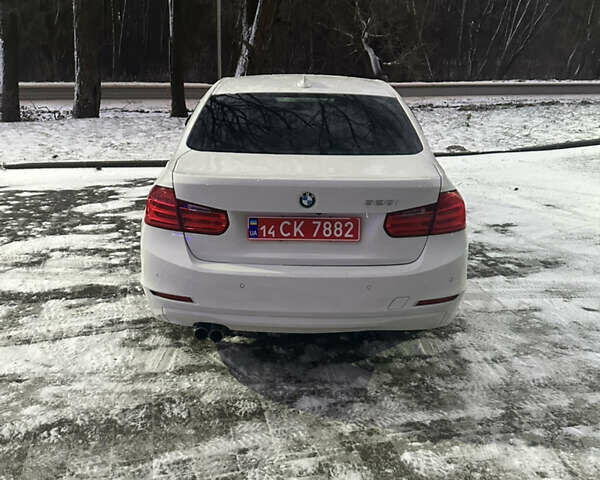Білий БМВ 3 Серія, об'ємом двигуна 2 л та пробігом 226 тис. км за 11000 $, фото 4 на Automoto.ua