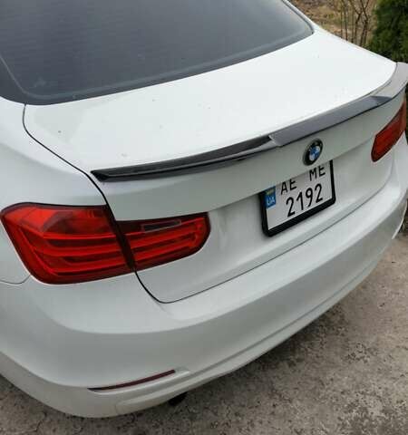 Білий БМВ 3 Серія, об'ємом двигуна 2 л та пробігом 205 тис. км за 13500 $, фото 1 на Automoto.ua