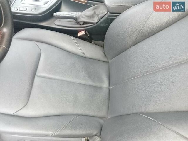 Білий БМВ 3 Серія, об'ємом двигуна 2 л та пробігом 141 тис. км за 13700 $, фото 6 на Automoto.ua