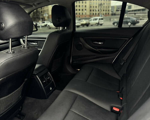 Белый БМВ 3 Серия, объемом двигателя 2 л и пробегом 127 тыс. км за 16300 $, фото 12 на Automoto.ua