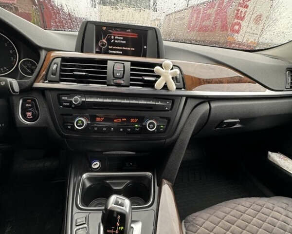 Білий БМВ 3 Серія, об'ємом двигуна 2 л та пробігом 240 тис. км за 15366 $, фото 4 на Automoto.ua