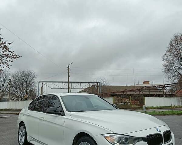 Білий БМВ 3 Серія, об'ємом двигуна 2 л та пробігом 316 тис. км за 15300 $, фото 1 на Automoto.ua
