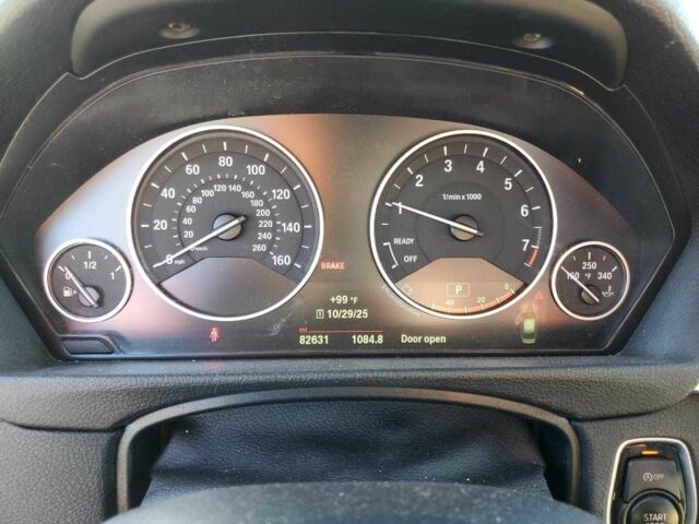 Белый БМВ 3 Серия, объемом двигателя 2 л и пробегом 82 тыс. км за 3000 $, фото 8 на Automoto.ua