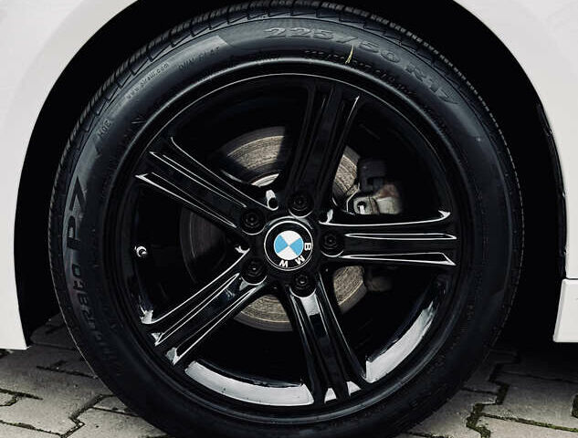 Белый БМВ 3 Серия, объемом двигателя 2 л и пробегом 122 тыс. км за 17700 $, фото 10 на Automoto.ua