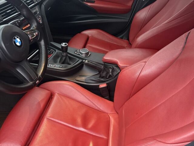 Білий БМВ 3 Серія, об'ємом двигуна 3 л та пробігом 205 тис. км за 15699 $, фото 12 на Automoto.ua