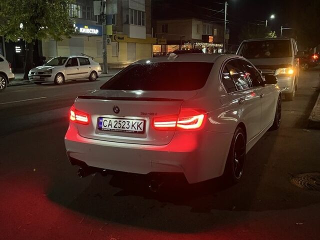 Білий БМВ 3 Серія, об'ємом двигуна 2 л та пробігом 150 тис. км за 15000 $, фото 1 на Automoto.ua