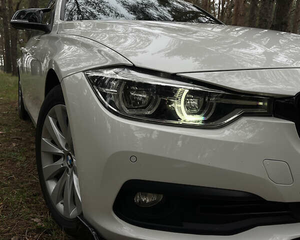 Белый БМВ 3 Серия, объемом двигателя 2 л и пробегом 85 тыс. км за 19500 $, фото 8 на Automoto.ua