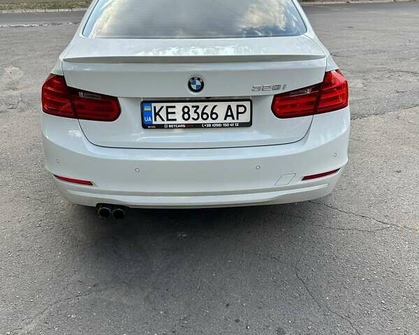 Белый БМВ 3 Серия, объемом двигателя 2 л и пробегом 130 тыс. км за 13500 $, фото 3 на Automoto.ua