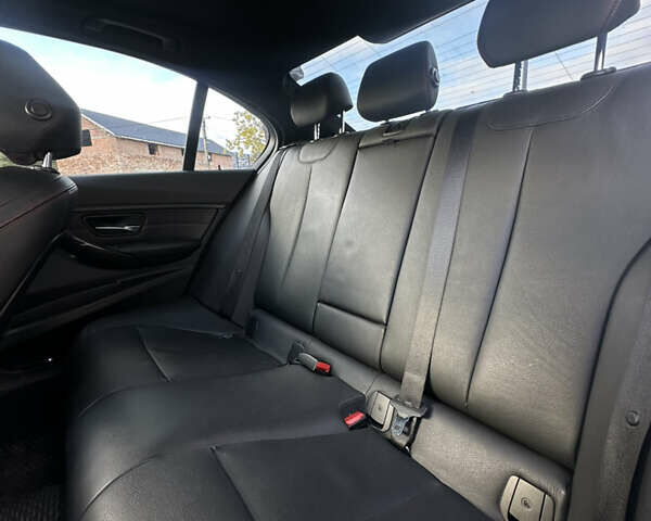 Белый БМВ 3 Серия, объемом двигателя 2 л и пробегом 120 тыс. км за 14700 $, фото 9 на Automoto.ua