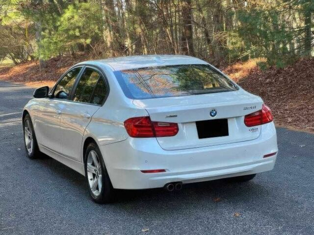 Белый БМВ 3 Серия, объемом двигателя 2 л и пробегом 99 тыс. км за 3000 $, фото 4 на Automoto.ua