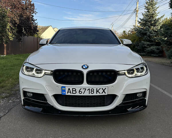 Белый БМВ 3 Серия, объемом двигателя 3 л и пробегом 123 тыс. км за 25000 $, фото 160 на Automoto.ua