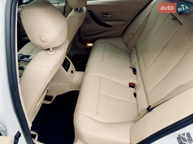 Белый БМВ 3 Серия, объемом двигателя 2 л и пробегом 122 тыс. км за 17700 $, фото 33 на Automoto.ua