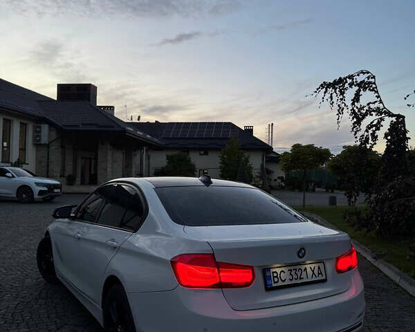 Белый БМВ 3 Серия, объемом двигателя 2 л и пробегом 220 тыс. км за 12900 $, фото 14 на Automoto.ua