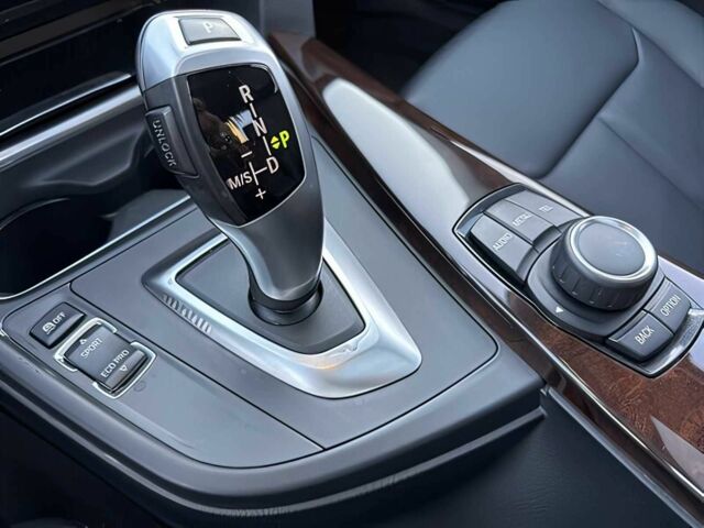 Белый БМВ 3 Серия, объемом двигателя 2 л и пробегом 73 тыс. км за 7400 $, фото 11 на Automoto.ua