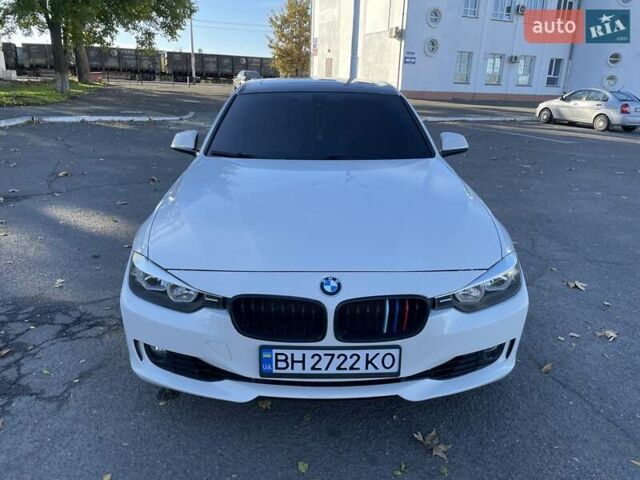 Білий БМВ 3 Серія, об'ємом двигуна 2 л та пробігом 71 тис. км за 15500 $, фото 13 на Automoto.ua