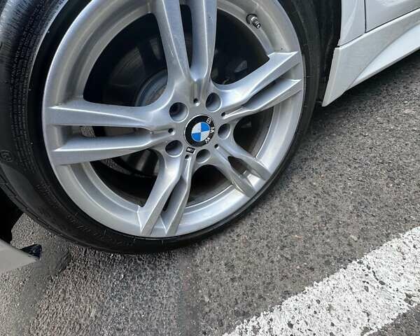 Белый БМВ 3 Серия, объемом двигателя 2 л и пробегом 154 тыс. км за 16500 $, фото 8 на Automoto.ua