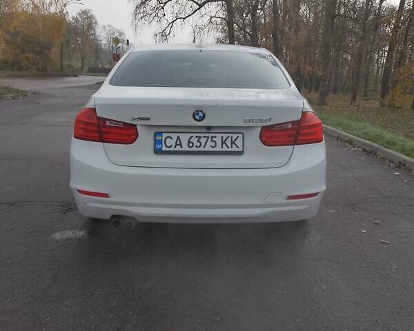 Білий БМВ 3 Серія, об'ємом двигуна 2 л та пробігом 245 тис. км за 12500 $, фото 3 на Automoto.ua
