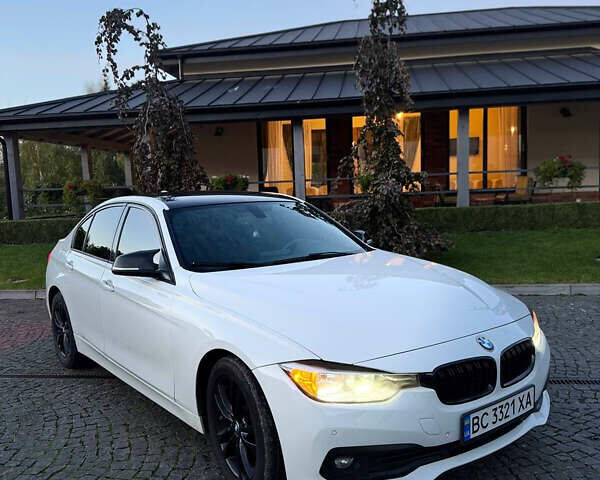 Белый БМВ 3 Серия, объемом двигателя 2 л и пробегом 220 тыс. км за 12900 $, фото 6 на Automoto.ua