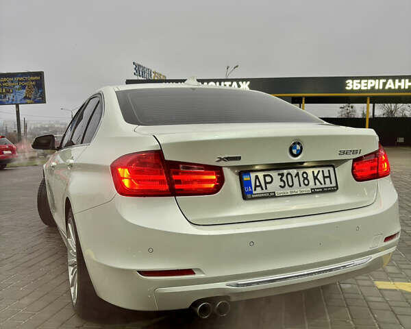 Белый БМВ 3 Серия, объемом двигателя 2 л и пробегом 200 тыс. км за 15500 $, фото 8 на Automoto.ua