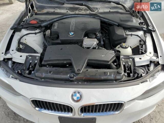 Белый БМВ 3 Серия, объемом двигателя 2 л и пробегом 141 тыс. км за 2000 $, фото 10 на Automoto.ua