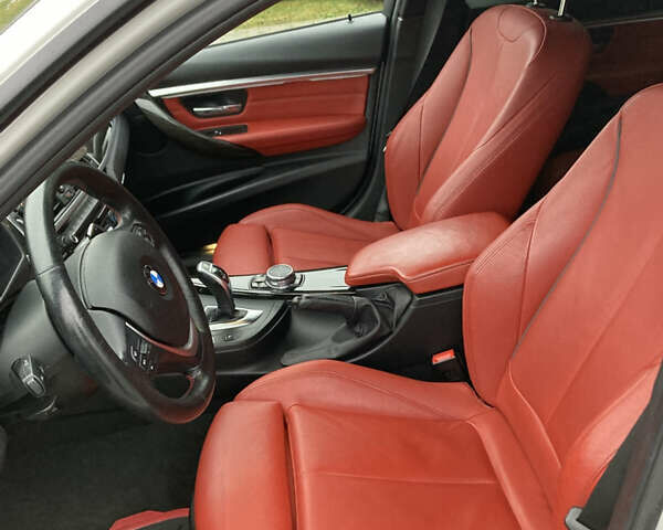 Білий БМВ 3 Серія, об'ємом двигуна 2 л та пробігом 187 тис. км за 16100 $, фото 4 на Automoto.ua