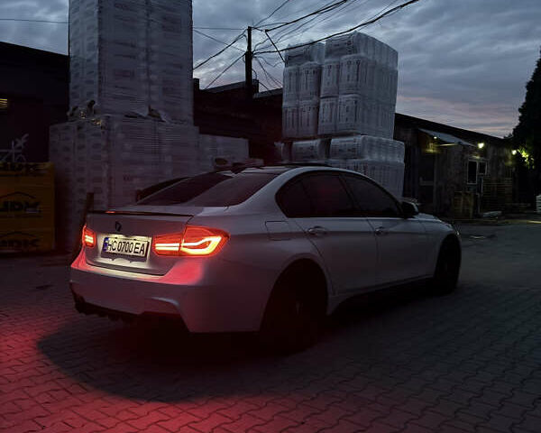 Белый БМВ 3 Серия, объемом двигателя 2 л и пробегом 155 тыс. км за 19500 $, фото 24 на Automoto.ua