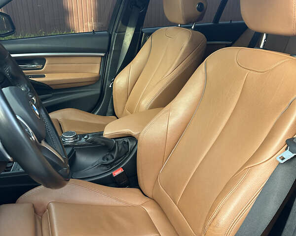 Белый БМВ 3 Серия, объемом двигателя 3 л и пробегом 123 тыс. км за 25000 $, фото 141 на Automoto.ua