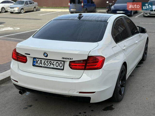 БМВ 3 Серия 2015 в Умани на Automoto.ua Белый БМВ 3 Серия, объемом двигателя 2 л и пробегом 155 тыс. км за 12950 $, фото 4 на Automoto.ua