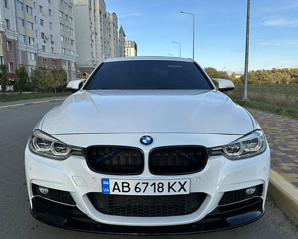 Белый БМВ 3 Серия, объемом двигателя 3 л и пробегом 123 тыс. км за 25000 $, фото 171 на Automoto.ua