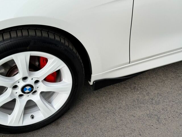 Білий БМВ 3 Серія, об'ємом двигуна 3 л та пробігом 178 тис. км за 18000 $, фото 22 на Automoto.ua