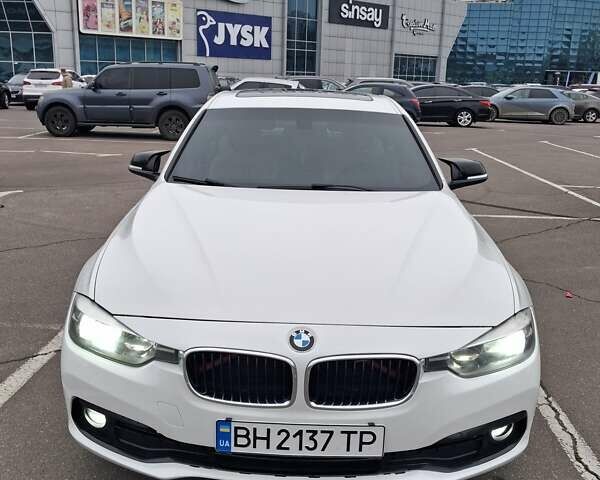 Белый БМВ 3 Серия, объемом двигателя 2 л и пробегом 220 тыс. км за 14500 $, фото 10 на Automoto.ua