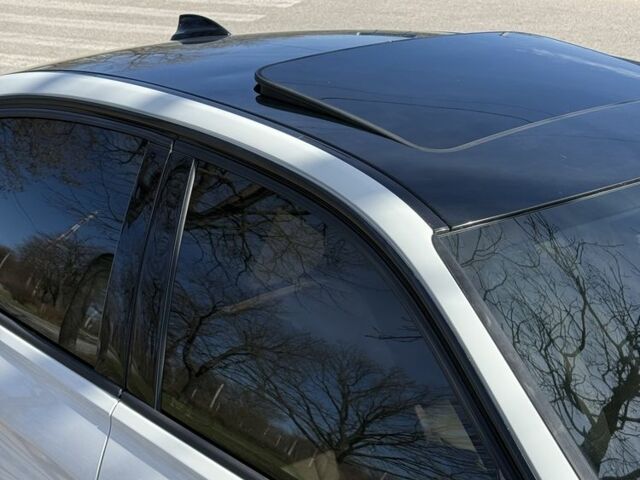 Белый БМВ 3 Серия, объемом двигателя 2 л и пробегом 191 тыс. км за 12500 $, фото 8 на Automoto.ua