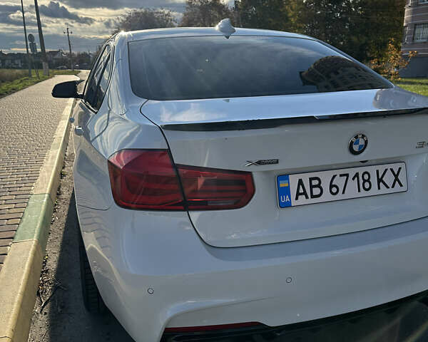 Белый БМВ 3 Серия, объемом двигателя 3 л и пробегом 123 тыс. км за 25000 $, фото 190 на Automoto.ua