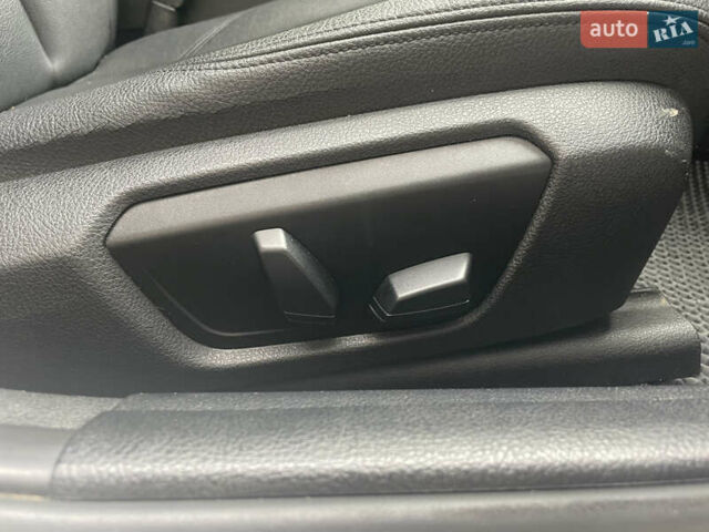 Білий БМВ 3 Серія, об'ємом двигуна 2 л та пробігом 177 тис. км за 14300 $, фото 19 на Automoto.ua