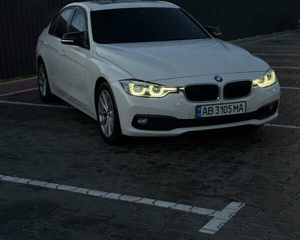 Білий БМВ 3 Серія, об'ємом двигуна 2 л та пробігом 177 тис. км за 19000 $, фото 1 на Automoto.ua