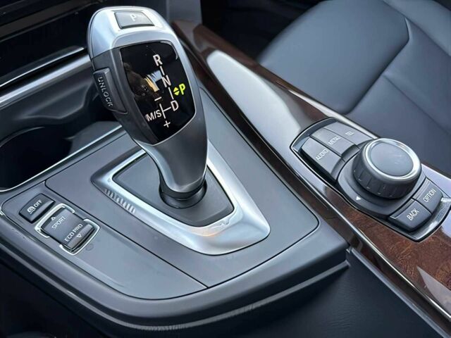 Белый БМВ 3 Серия, объемом двигателя 2 л и пробегом 74 тыс. км за 10500 $, фото 11 на Automoto.ua