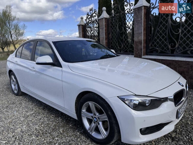 Білий БМВ 3 Серія, об'ємом двигуна 2 л та пробігом 240 тис. км за 15366 $, фото 7 на Automoto.ua