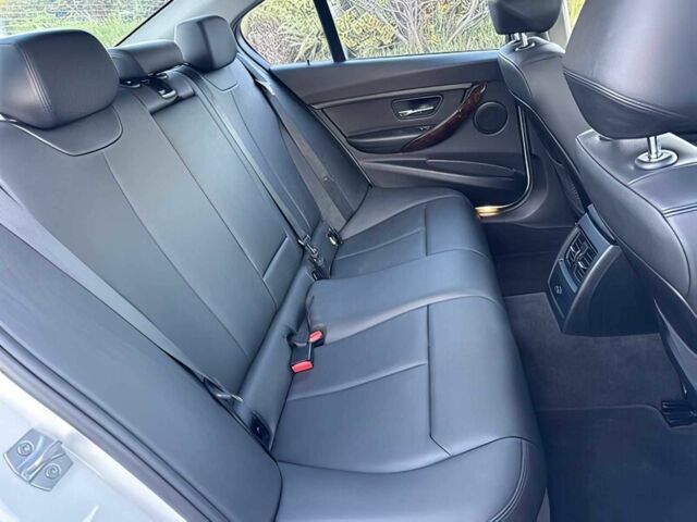 Белый БМВ 3 Серия, объемом двигателя 2 л и пробегом 73 тыс. км за 7400 $, фото 15 на Automoto.ua