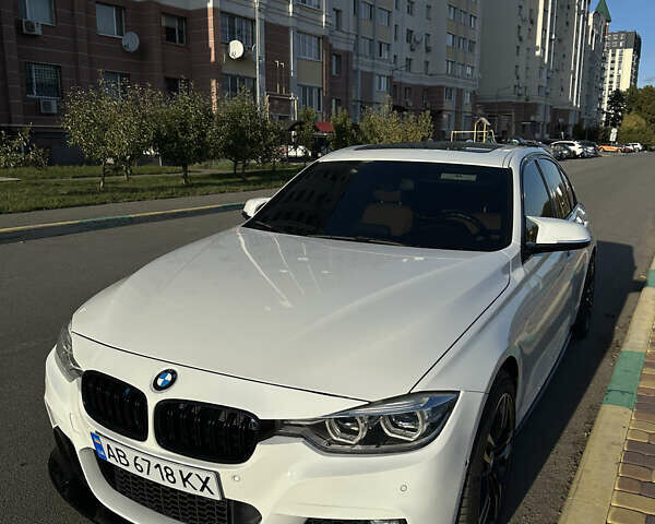Белый БМВ 3 Серия, объемом двигателя 3 л и пробегом 123 тыс. км за 25000 $, фото 182 на Automoto.ua