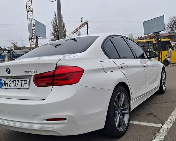 Белый БМВ 3 Серия, объемом двигателя 2 л и пробегом 220 тыс. км за 14500 $, фото 16 на Automoto.ua