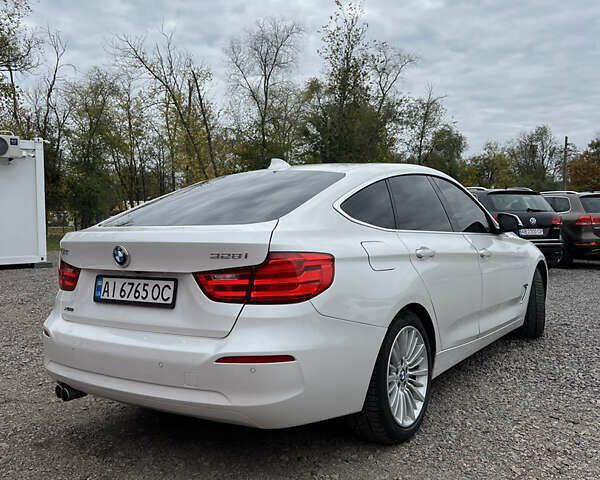 Белый БМВ 3 Серия, объемом двигателя 2 л и пробегом 200 тыс. км за 13700 $, фото 6 на Automoto.ua