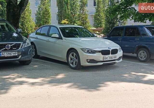 Білий БМВ 3 Серія, об'ємом двигуна 2 л та пробігом 139 тис. км за 12500 $, фото 3 на Automoto.ua
