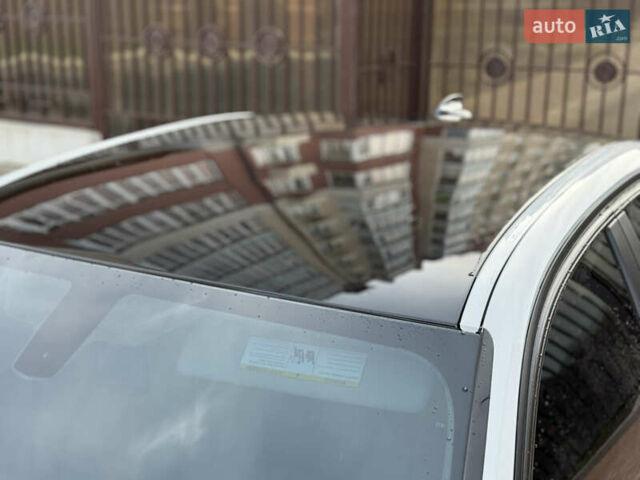 БМВ 3 Серия 2015 в Умани на Automoto.ua Белый БМВ 3 Серия, объемом двигателя 2 л и пробегом 155 тыс. км за 12950 $, фото 8 на Automoto.ua