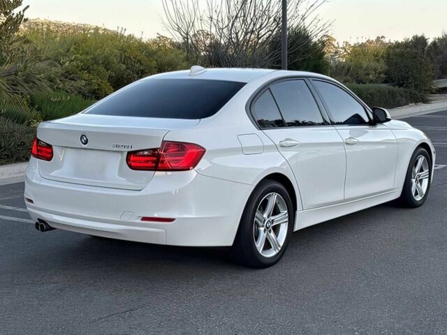 Белый БМВ 3 Серия, объемом двигателя 2 л и пробегом 73 тыс. км за 7400 $, фото 4 на Automoto.ua