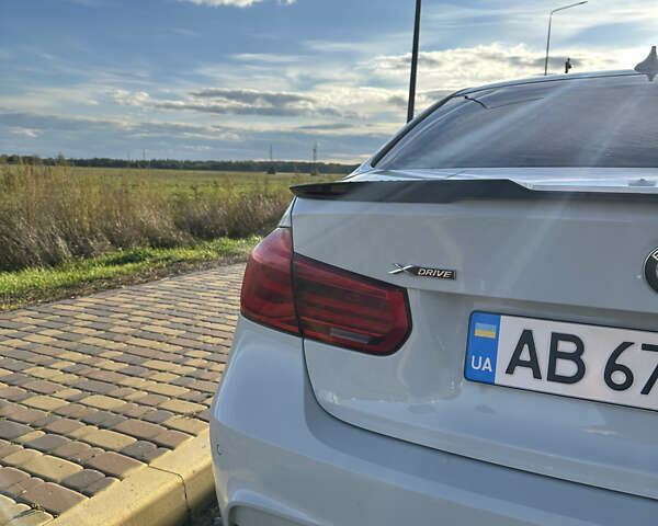 Белый БМВ 3 Серия, объемом двигателя 3 л и пробегом 123 тыс. км за 25000 $, фото 75 на Automoto.ua