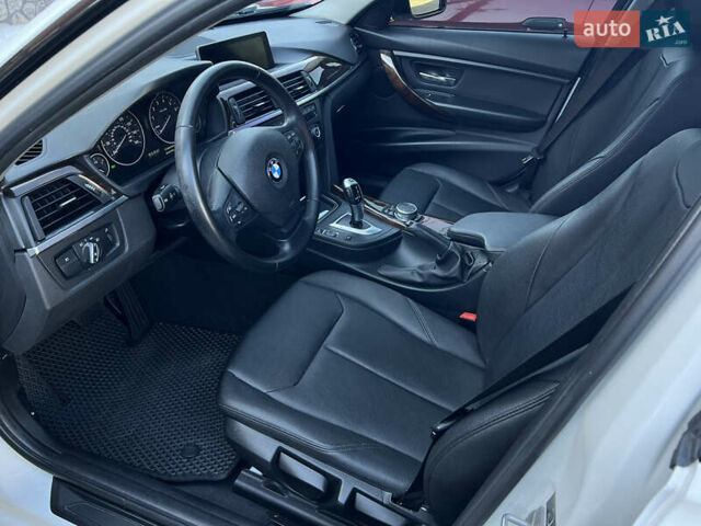 Белый БМВ 3 Серия, объемом двигателя 2 л и пробегом 110 тыс. км за 13699 $, фото 12 на Automoto.ua