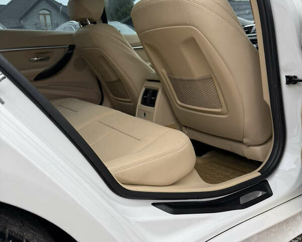 Белый БМВ 3 Серия, объемом двигателя 2 л и пробегом 171 тыс. км за 12500 $, фото 11 на Automoto.ua