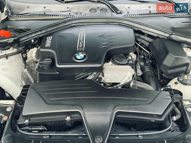Белый БМВ 3 Серия, объемом двигателя 2 л и пробегом 82 тыс. км за 2150 $, фото 8 на Automoto.ua