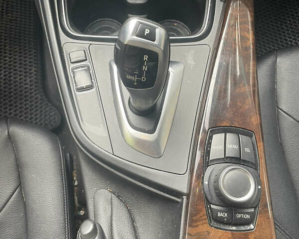 Білий БМВ 3 Серія, об'ємом двигуна 2 л та пробігом 177 тис. км за 14300 $, фото 16 на Automoto.ua