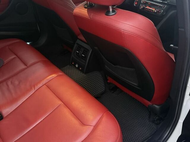 Білий БМВ 3 Серія, об'ємом двигуна 3 л та пробігом 205 тис. км за 15699 $, фото 14 на Automoto.ua